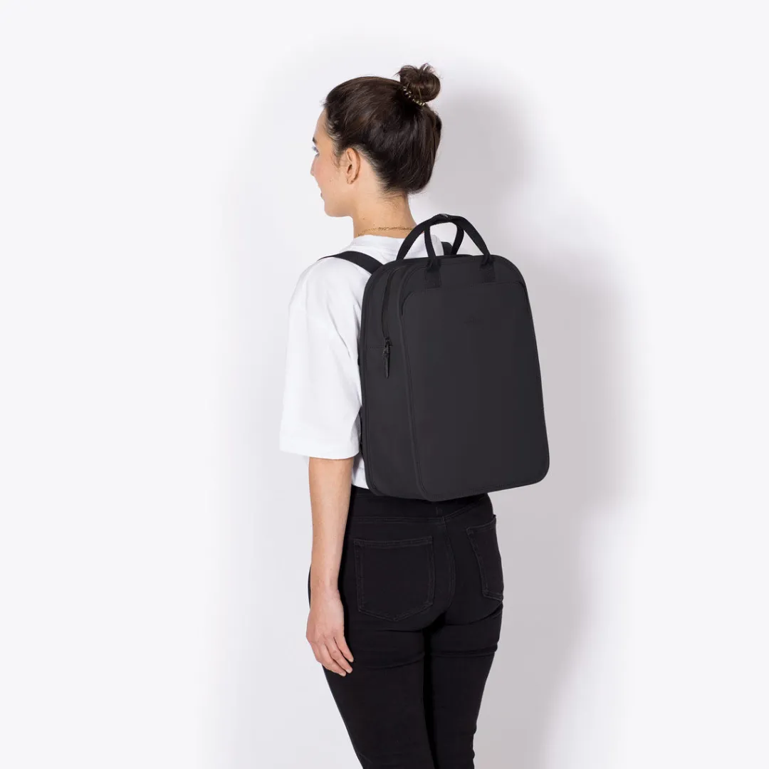 Ucon Acrobatics Alison Medium Backpack Black Hot