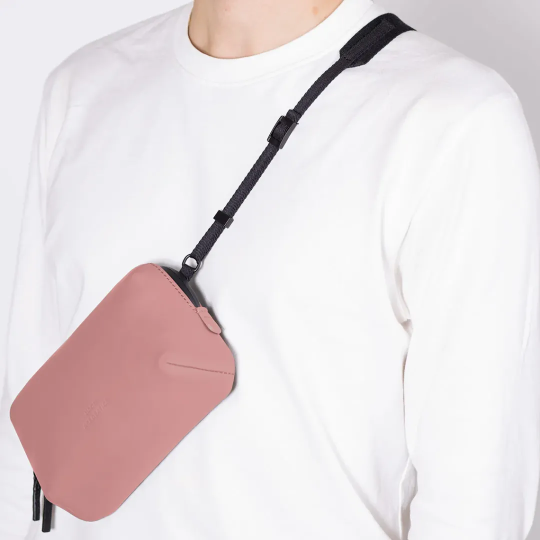 Ucon Acrobatics Ando Bag DarkRose New