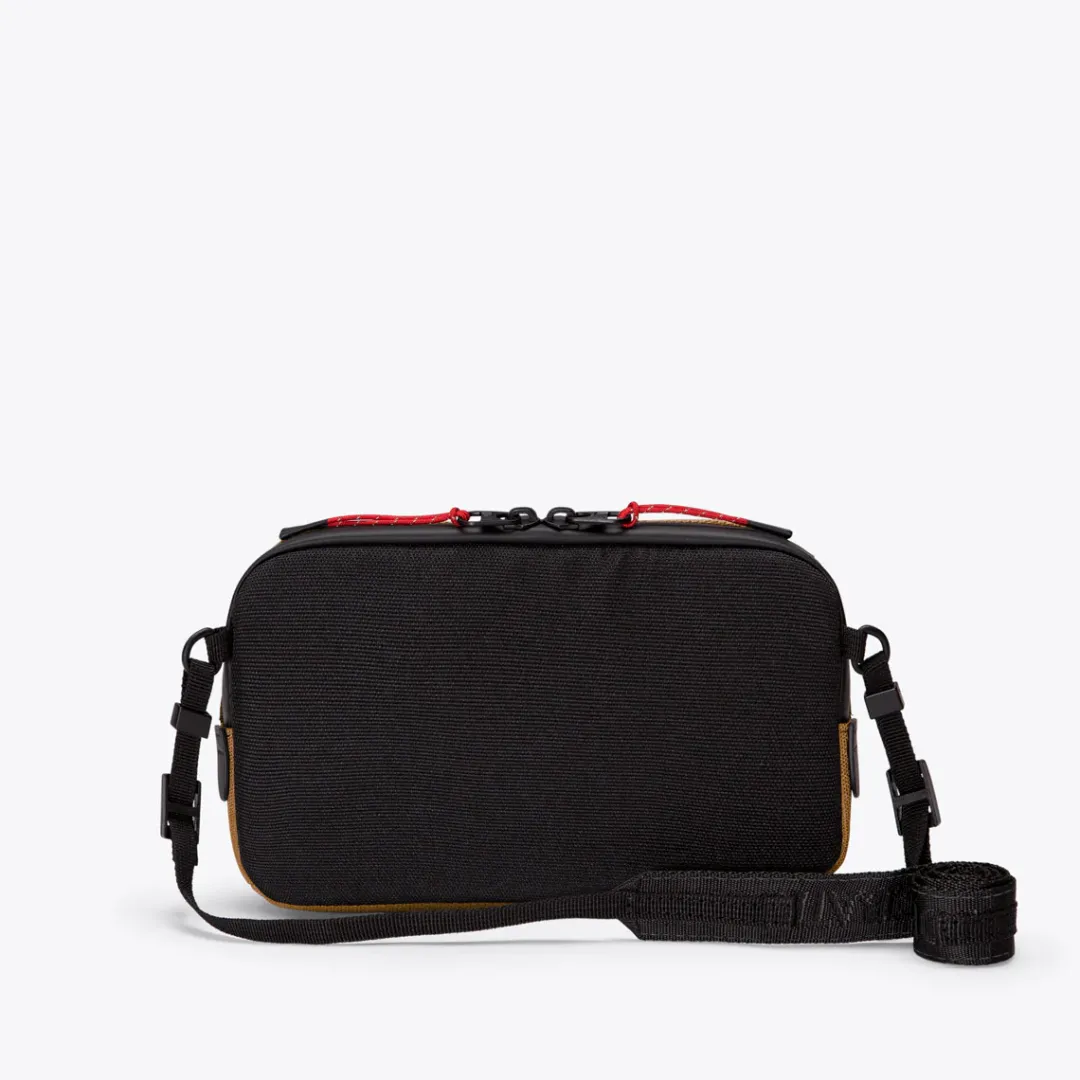 Ucon Acrobatics Ando Medium Bag DarkSandReflective Fashion