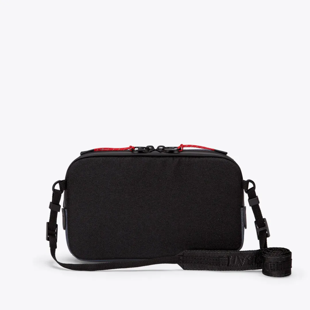 Ucon Acrobatics Ando Medium Bag OceanBlueReflective New
