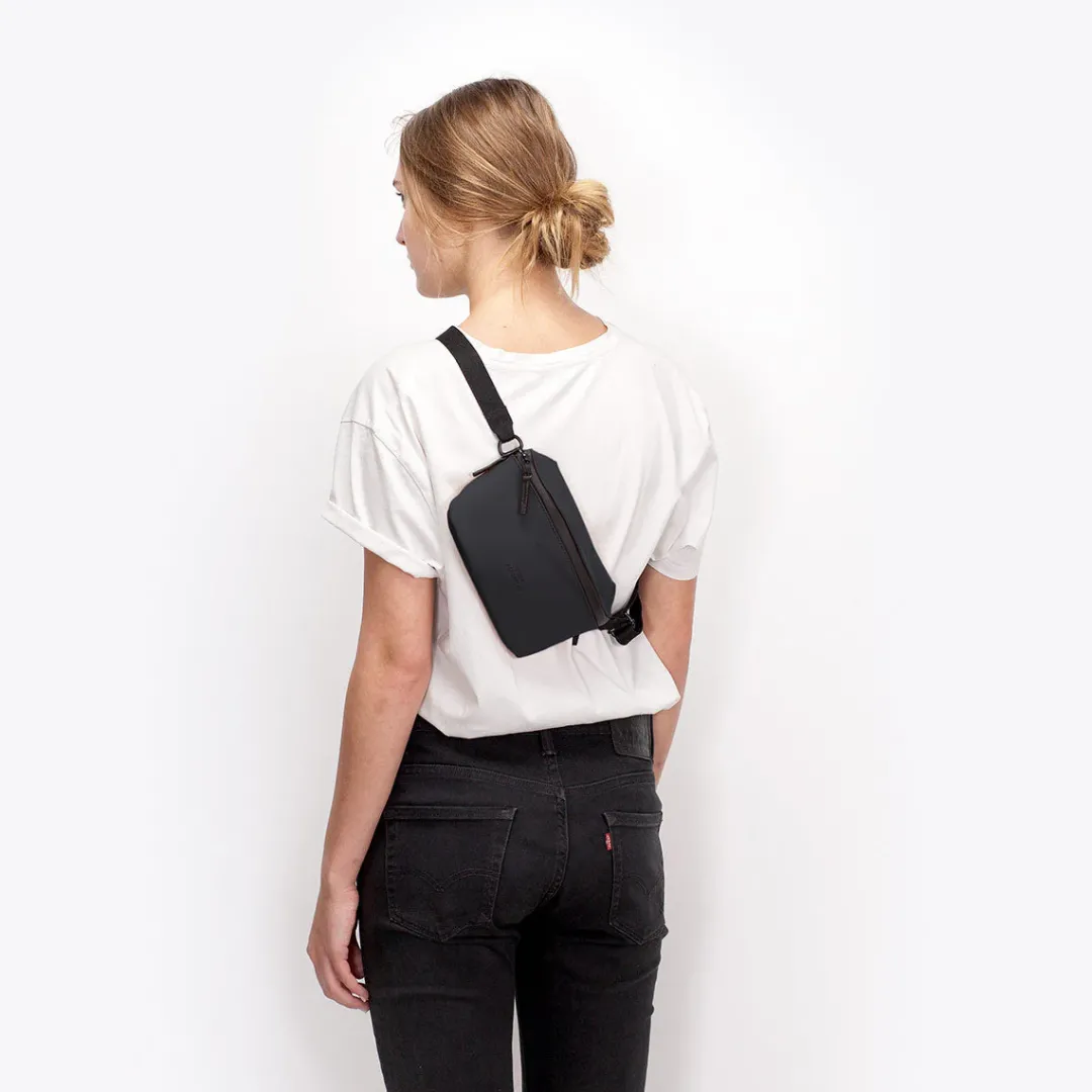 Ucon Acrobatics Jona Bag Black Hot