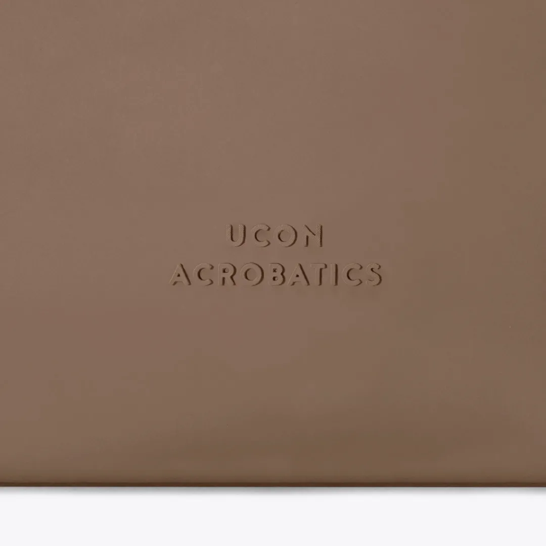 Ucon Acrobatics Jona Large Bag Chestnut Hot