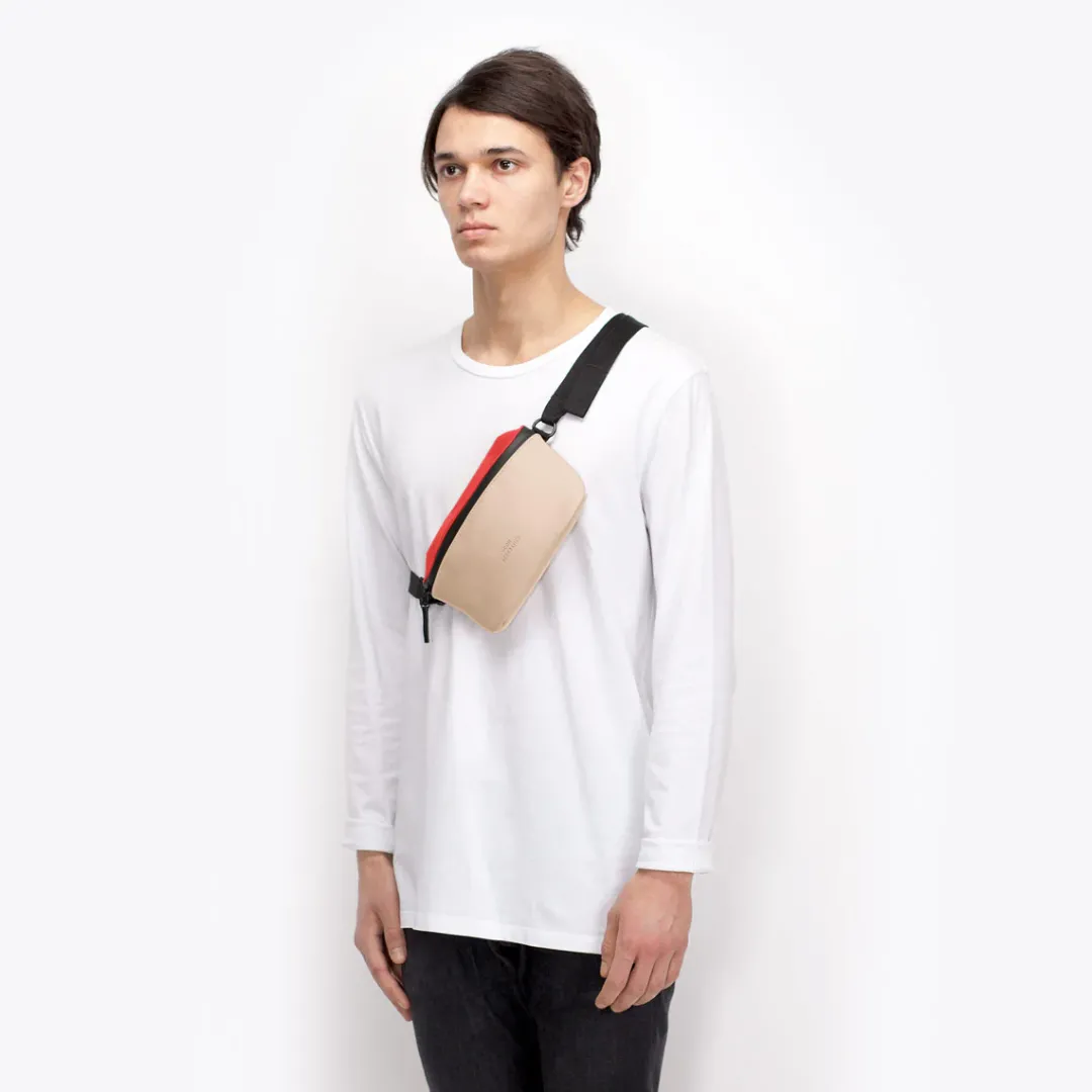Ucon Acrobatics Jona Medium Bag Red-LightAlmond Hot