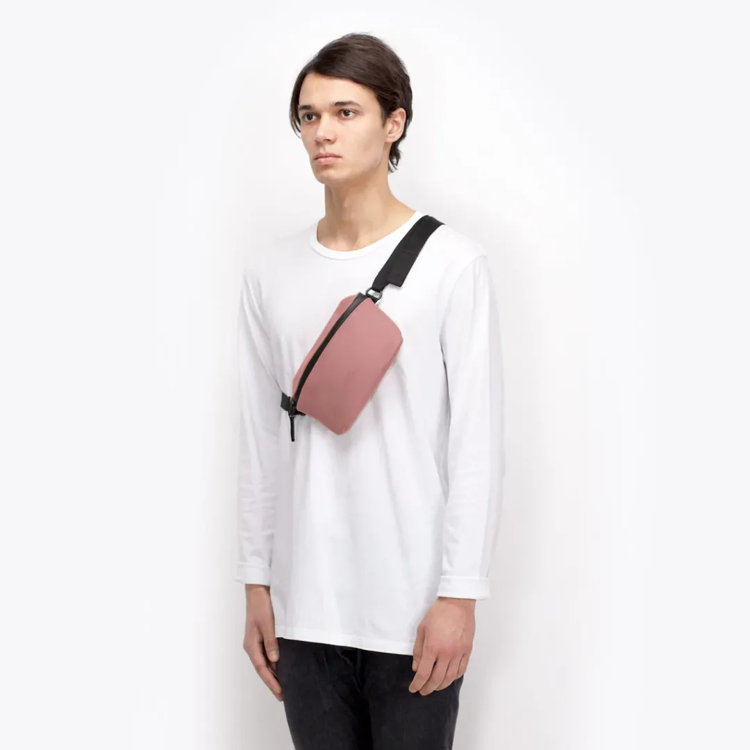 Ucon Acrobatics Jona Medium Bag DarkRose Sale