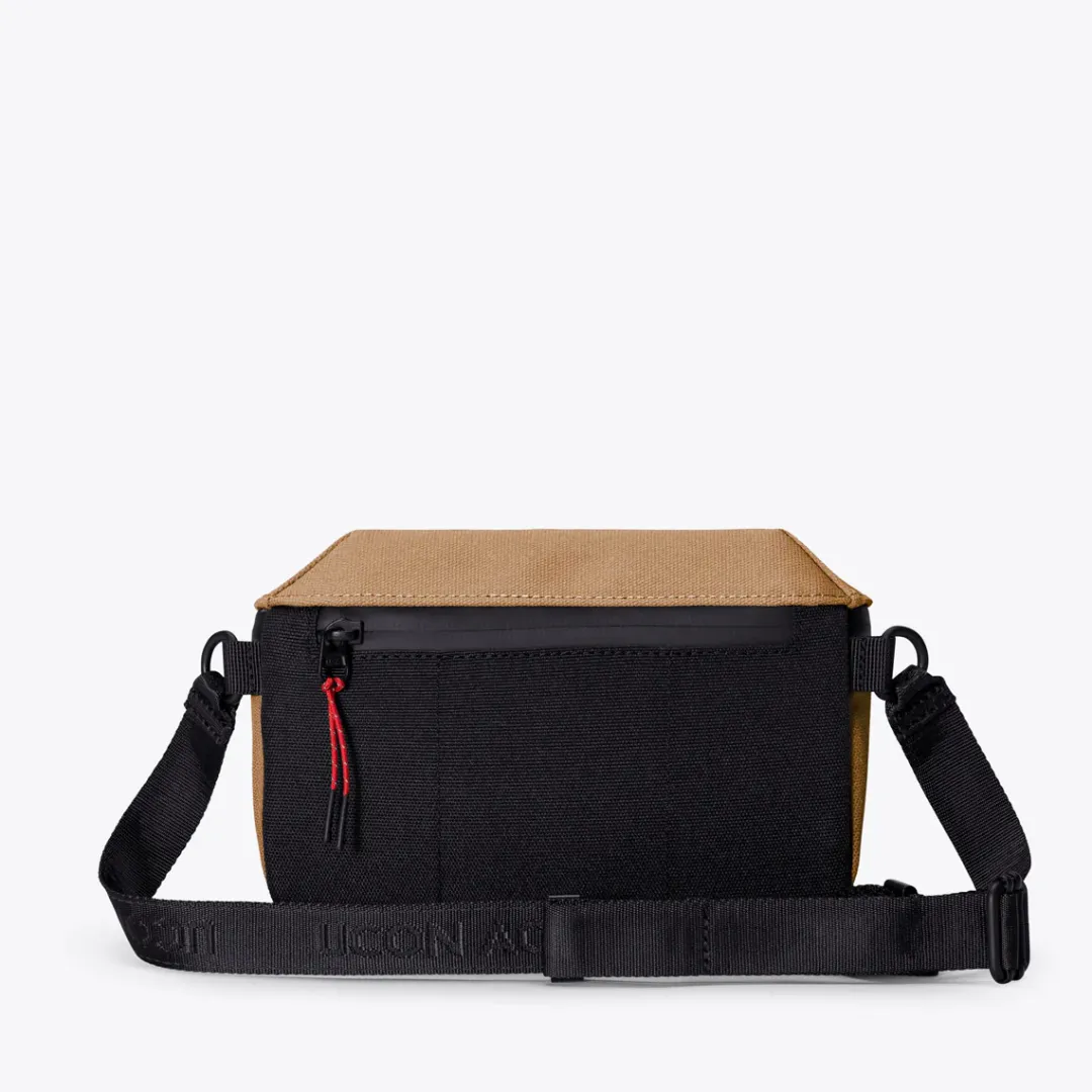 Ucon Acrobatics Jona Medium Bag DarkSandReflective Best