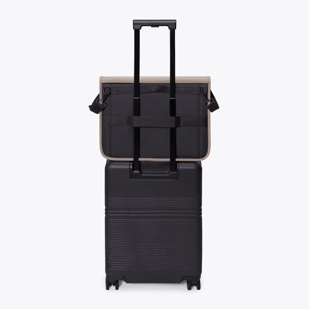 Ucon Acrobatics Katsu Bag DarkSand Clearance