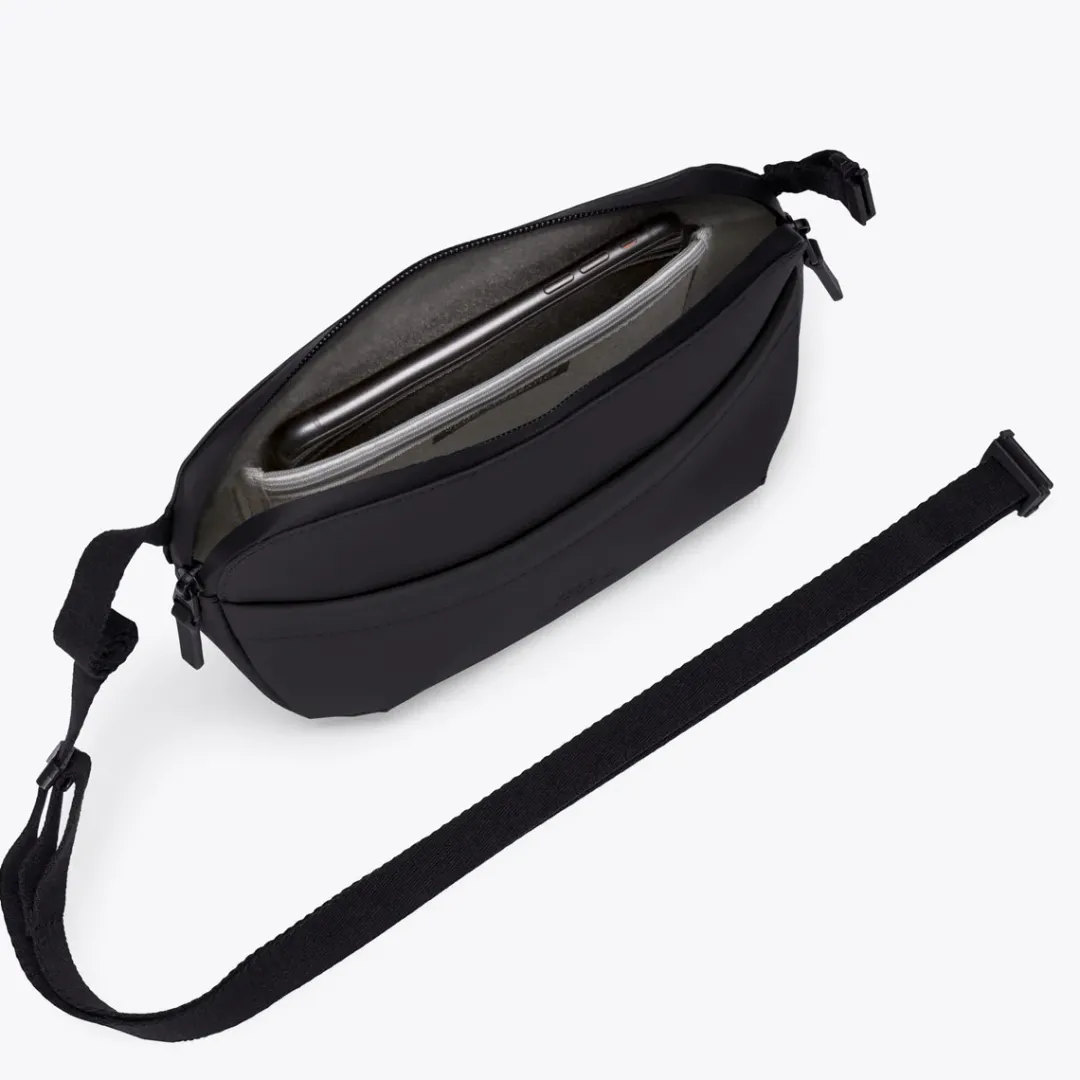 Ucon Acrobatics Melvin Large Bag Black Online
