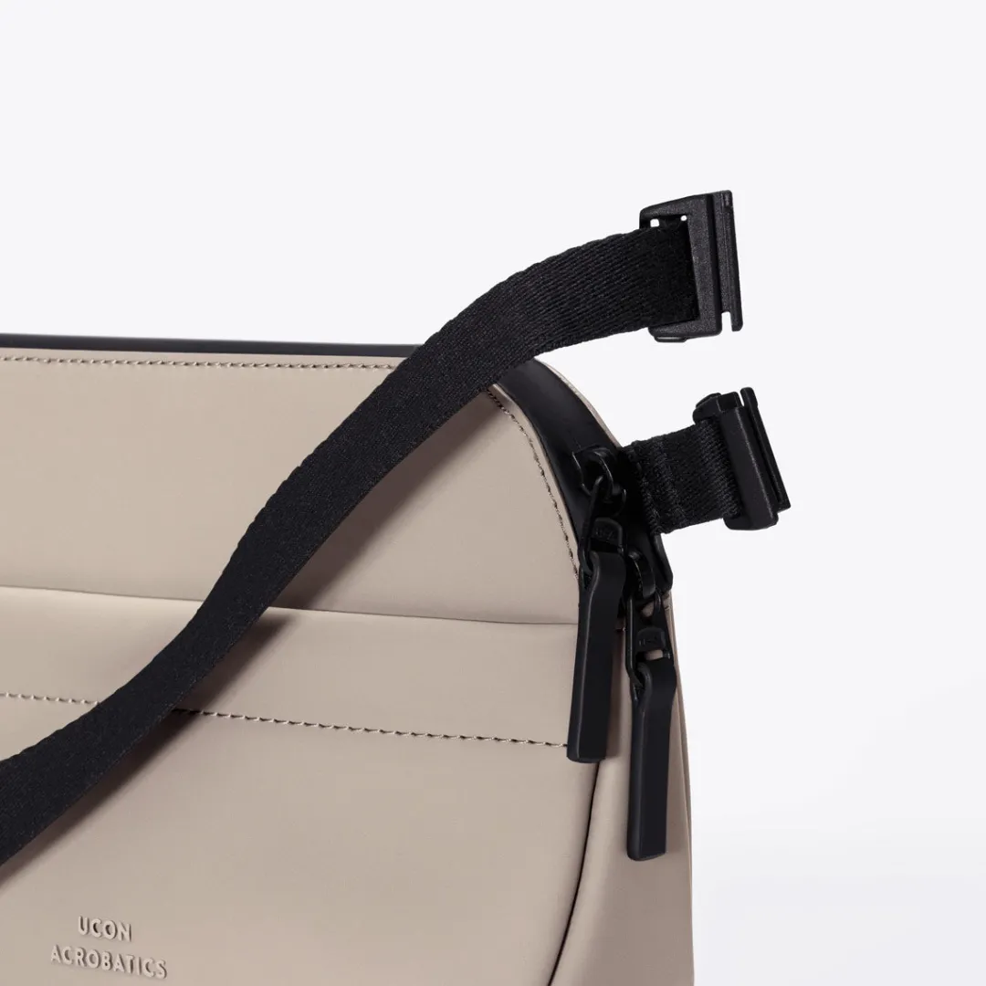Ucon Acrobatics Melvin Medium Bag LightSand Hot