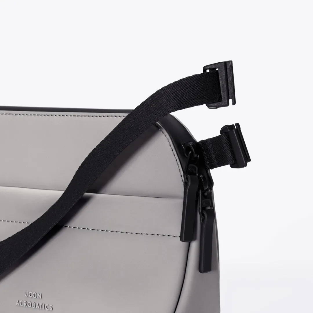 Ucon Acrobatics Melvin Medium Bag GlacierGrey New