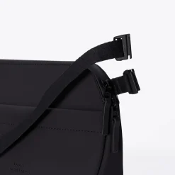Ucon Acrobatics Melvin Medium Bag Black Clearance