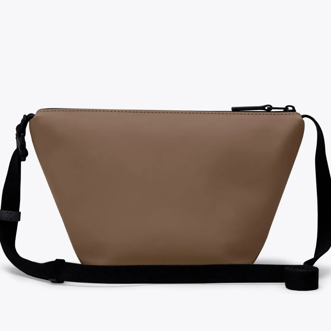 Ucon Acrobatics Nola Bag Chestnut New