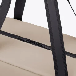 Ucon Acrobatics Omasu Bag Sand Fashion