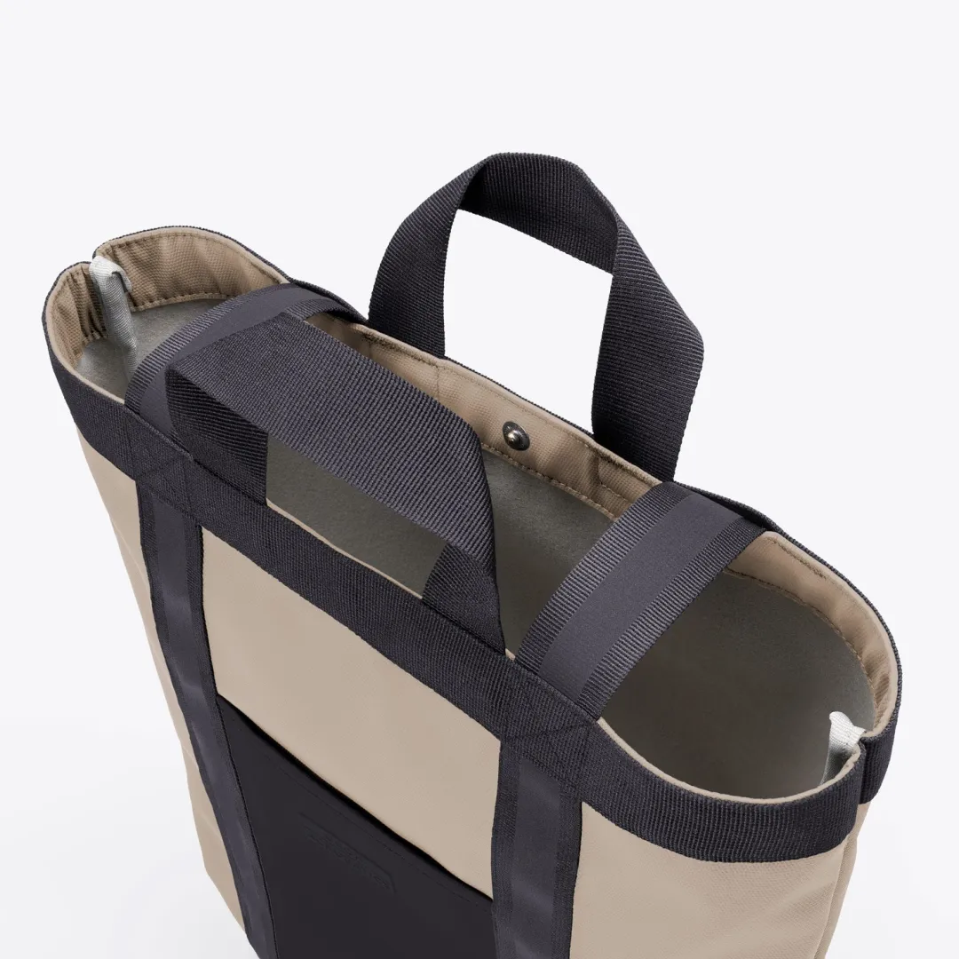 Ucon Acrobatics Ruben Medium Bag Sand-Black Fashion