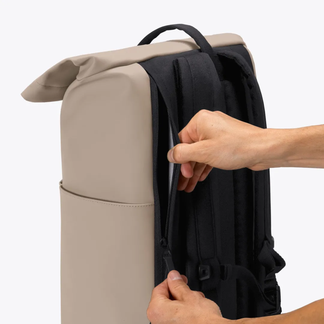 Ucon Acrobatics Yuto Medium Backpack Sand Online